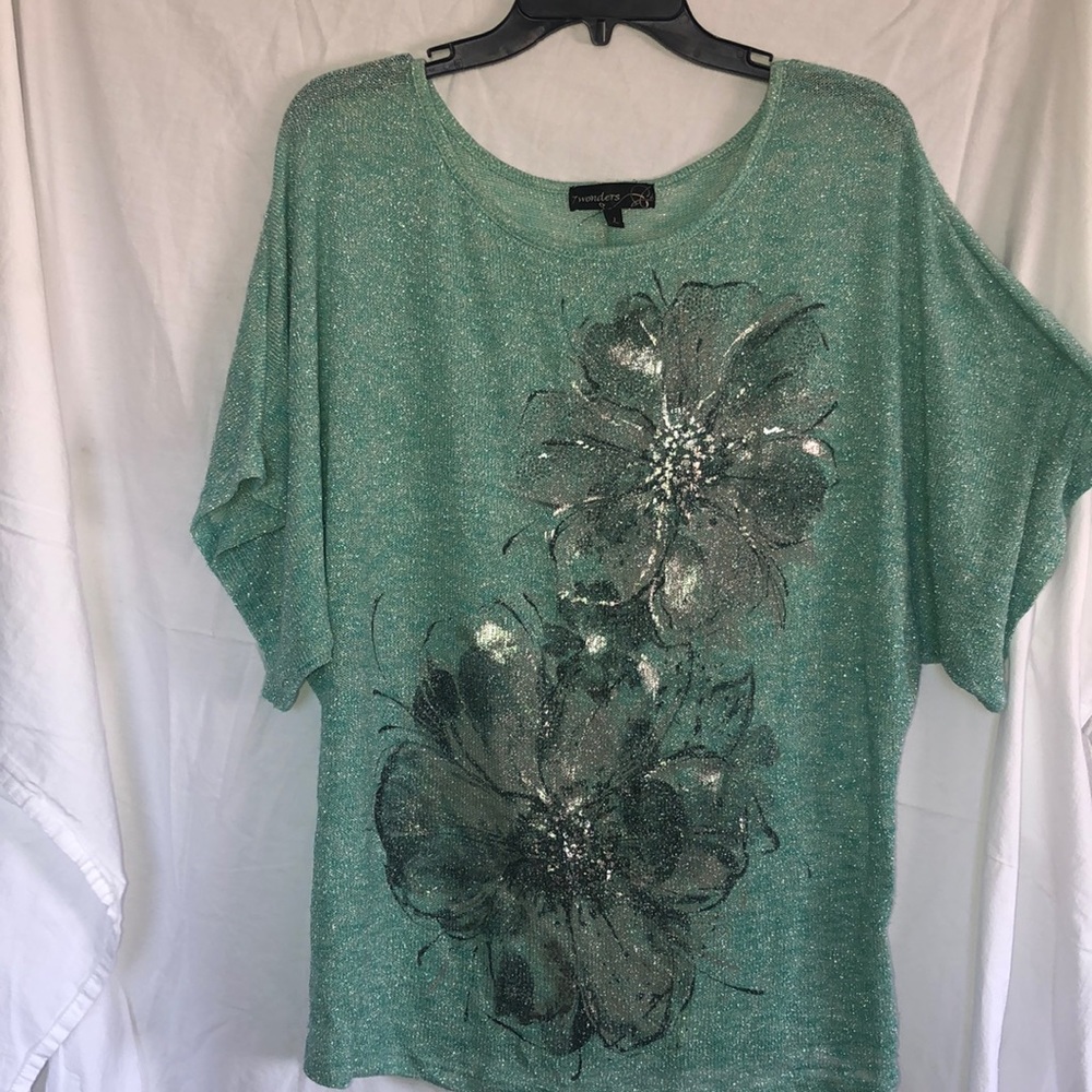 Lovely short sleeve blouse